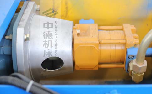 ZDPK-8025采用國內(nèi)一流品牌電機及油泵，動力強勁，噪音低.jpg